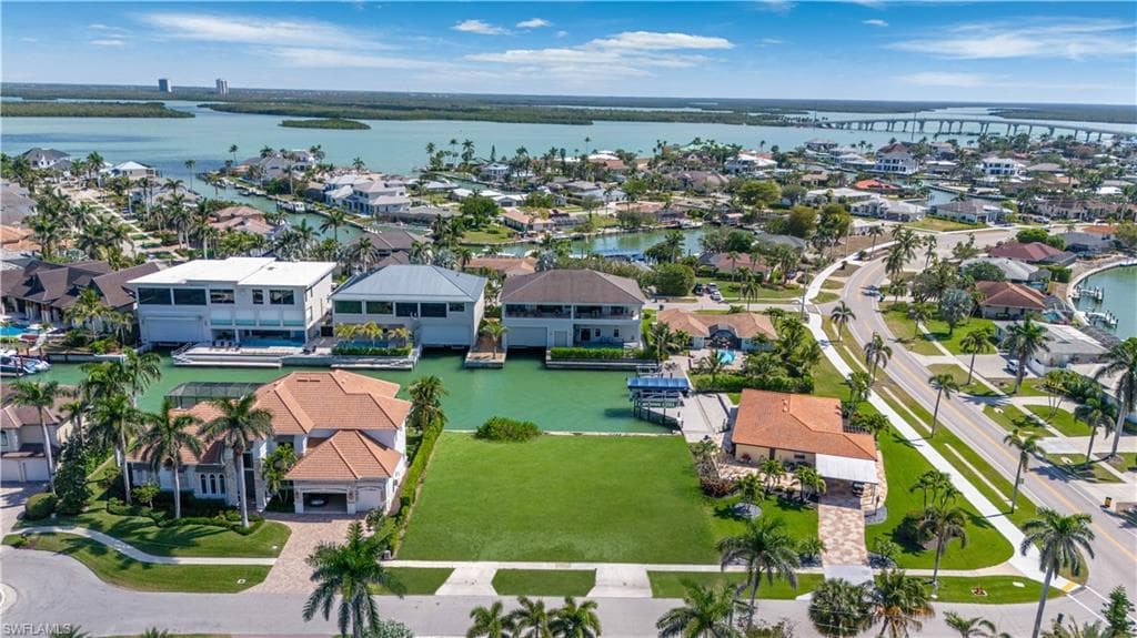 1211 Butterfly Ct, Marco Island, FL 34145-4