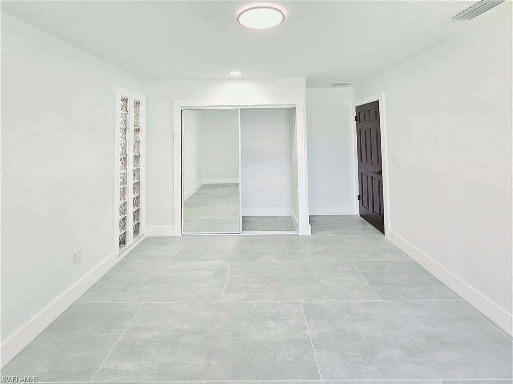 20295 Lorenzo Ave, Port Charlotte, FL 33952-39
