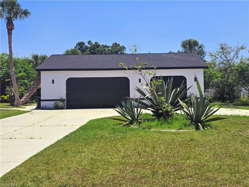 20295 Lorenzo Ave, Port Charlotte, FL 33952-4