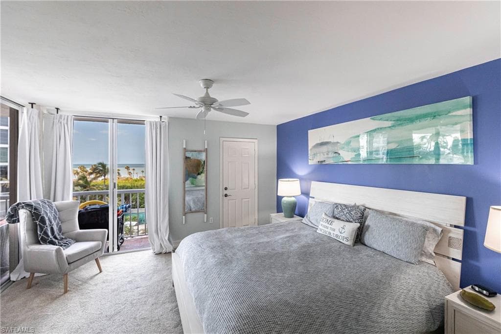 40 Seagate Dr 202a, Naples, FL 34103-29
