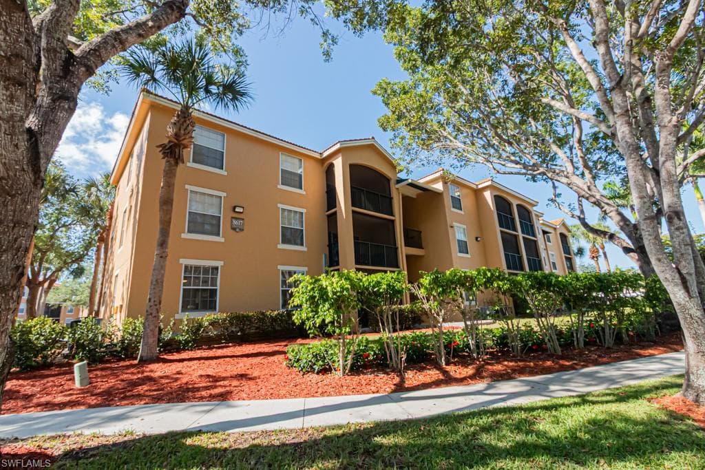 8617 River Homes Ln 3108, Bonita Springs, FL 34135-32