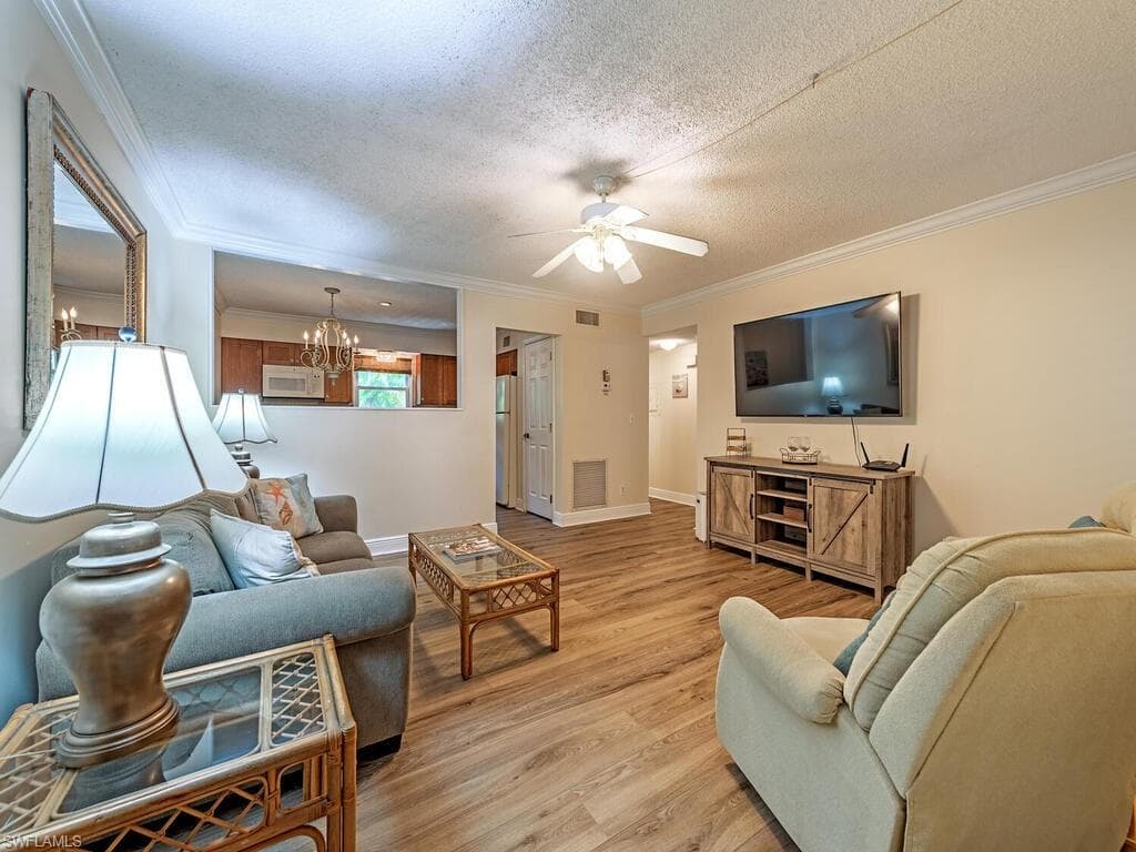 940 3rd St S 104, Naples, FL 34102-7