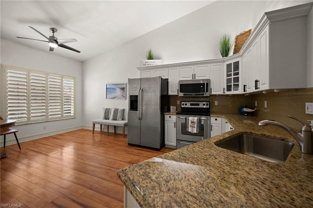 8370 Excalibur Cir J4, Naples, FL 34108-12
