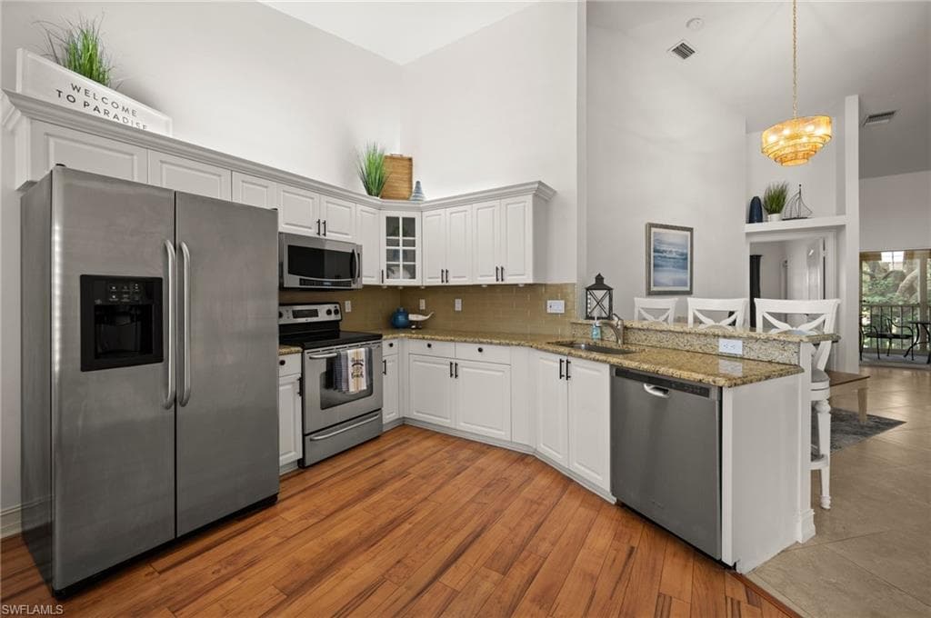8370 Excalibur Cir J4, Naples, FL 34108-13