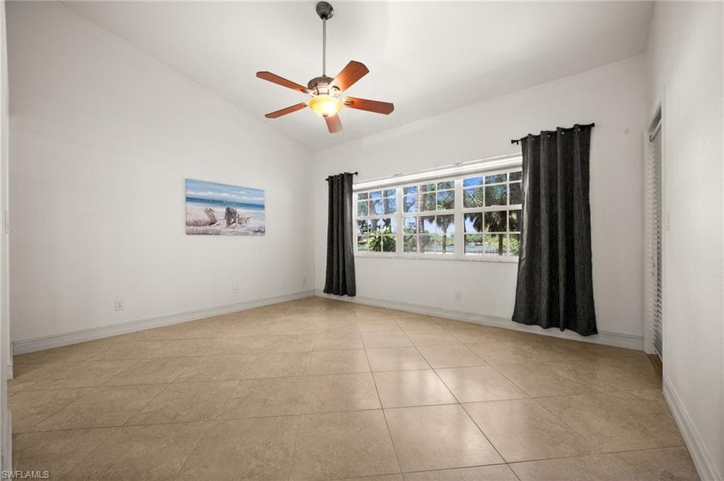 8370 Excalibur Cir J4, Naples, FL 34108-19