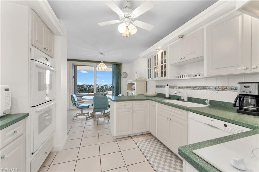 280 Collier Blvd 605, Marco Island, FL 34145-6