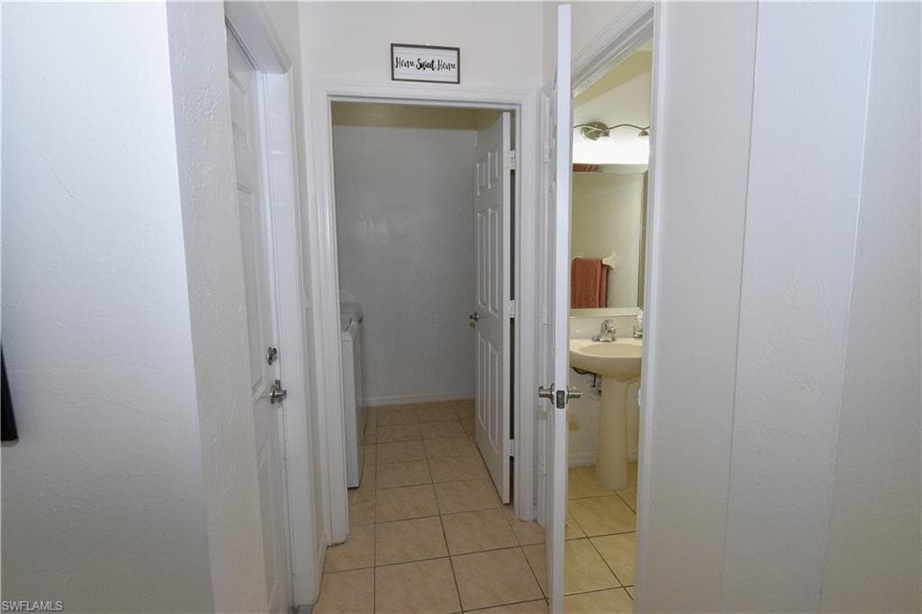 15151 Summit Place Cir 231, Naples, FL 34119-9