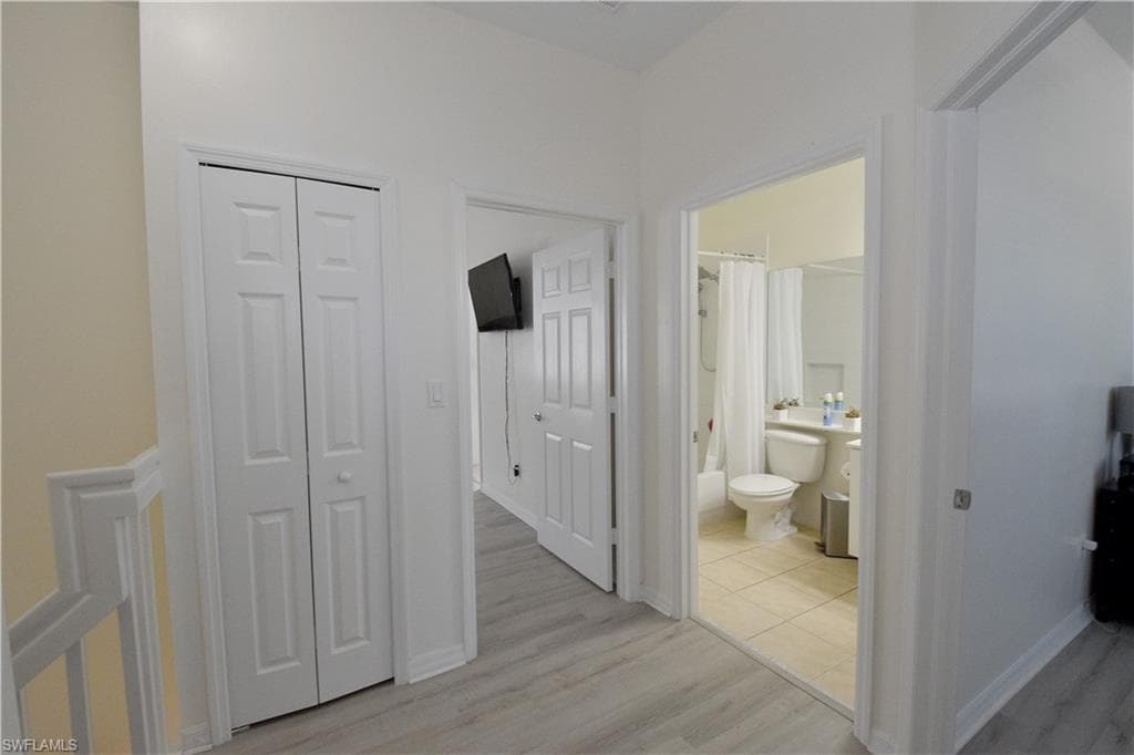 15151 Summit Place Cir 231, Naples, FL 34119-25