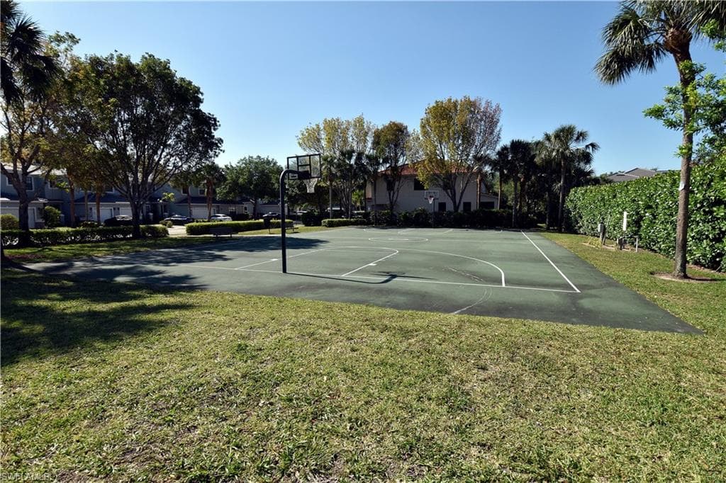 15151 Summit Place Cir 231, Naples, FL 34119-45