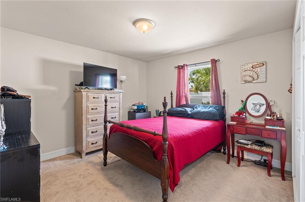 1631 34th St, Cape Coral, FL 33914-12