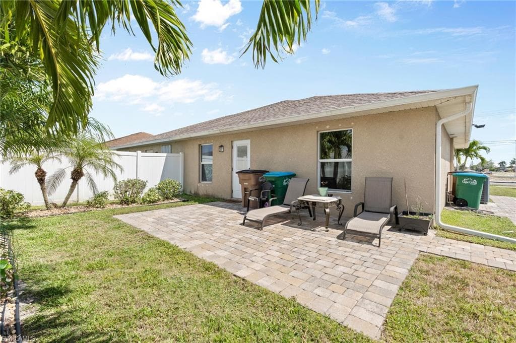 1631 34th St, Cape Coral, FL 33914-14