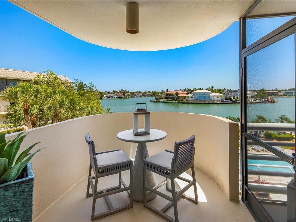 3100 Gulf Shore Blvd N 201, Naples, FL 34103-15