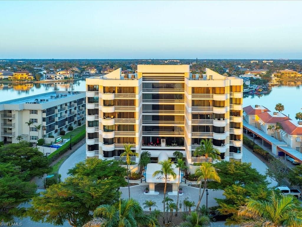3100 Gulf Shore Blvd N 201, Naples, FL 34103-34