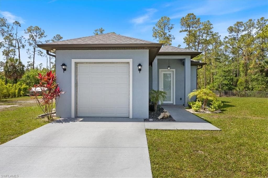 2948 2nd Ave NE, Naples, FL 34120-23