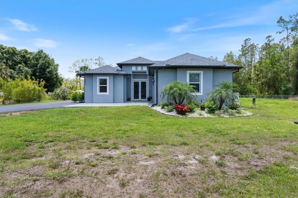 2948 2nd Ave NE, Naples, FL 34120-3
