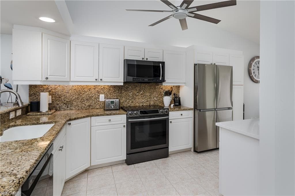 6740 Beach Resort Dr 12, Naples, FL 34114-5