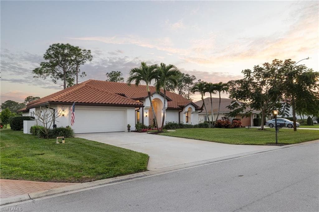 144 Palmetto Dunes Cir, Naples, FL 34113-45