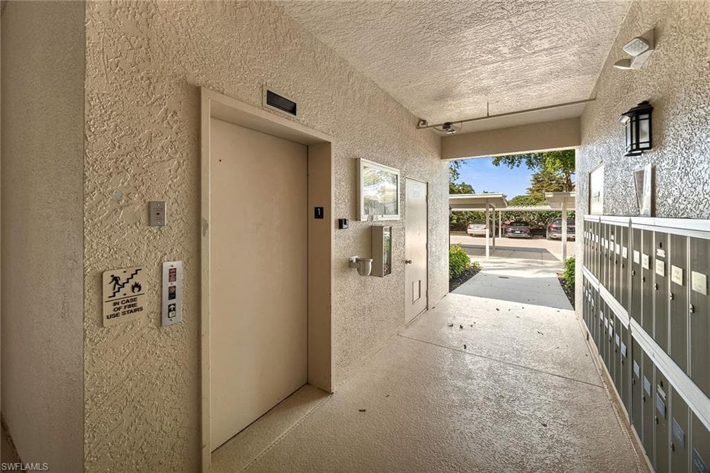 3800 Sawgrass Way 3142, Naples, FL 34112-42