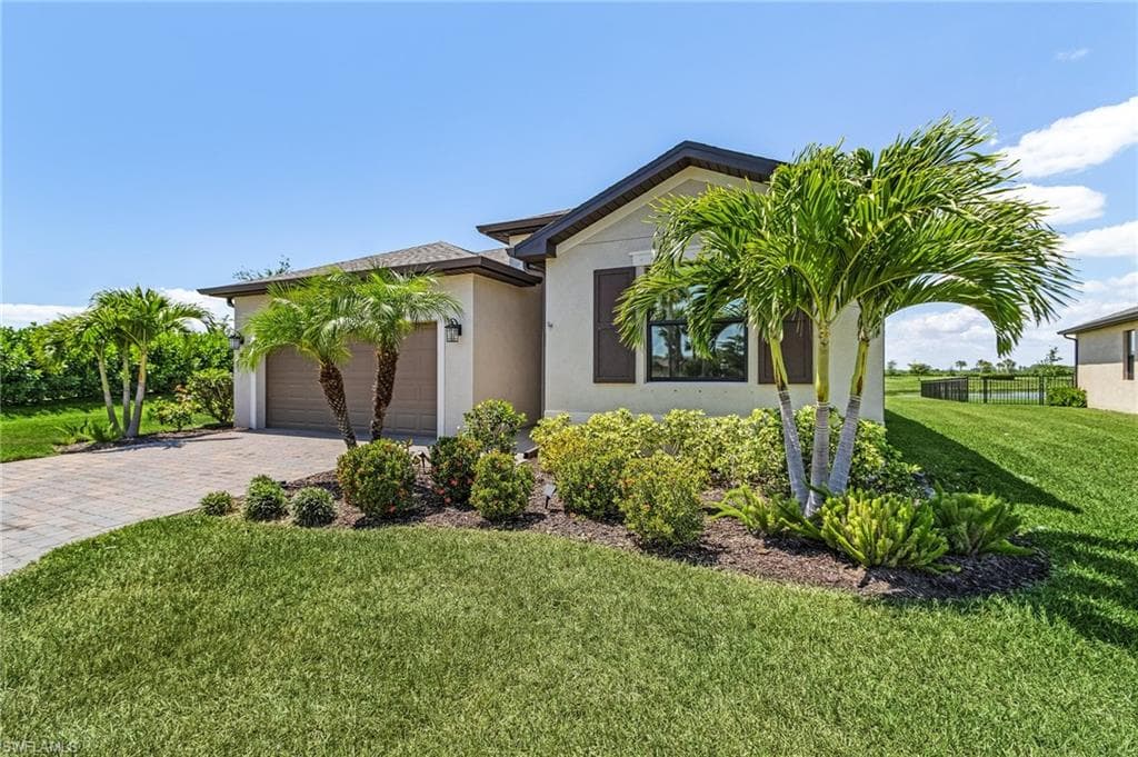 14501 Monrovia Ln, Fort Myers, FL 33905-25