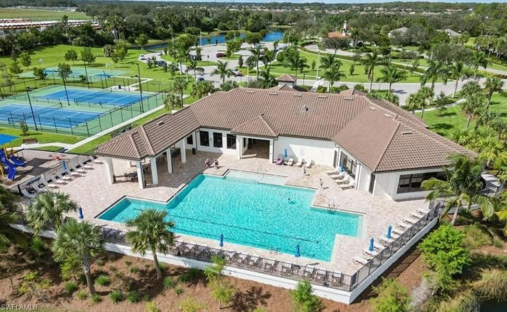 14501 Monrovia Ln, Fort Myers, FL 33905-32