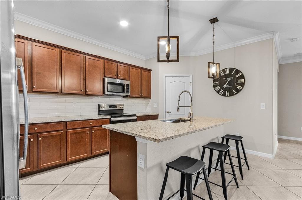 14501 Monrovia Ln, Fort Myers, FL 33905-3