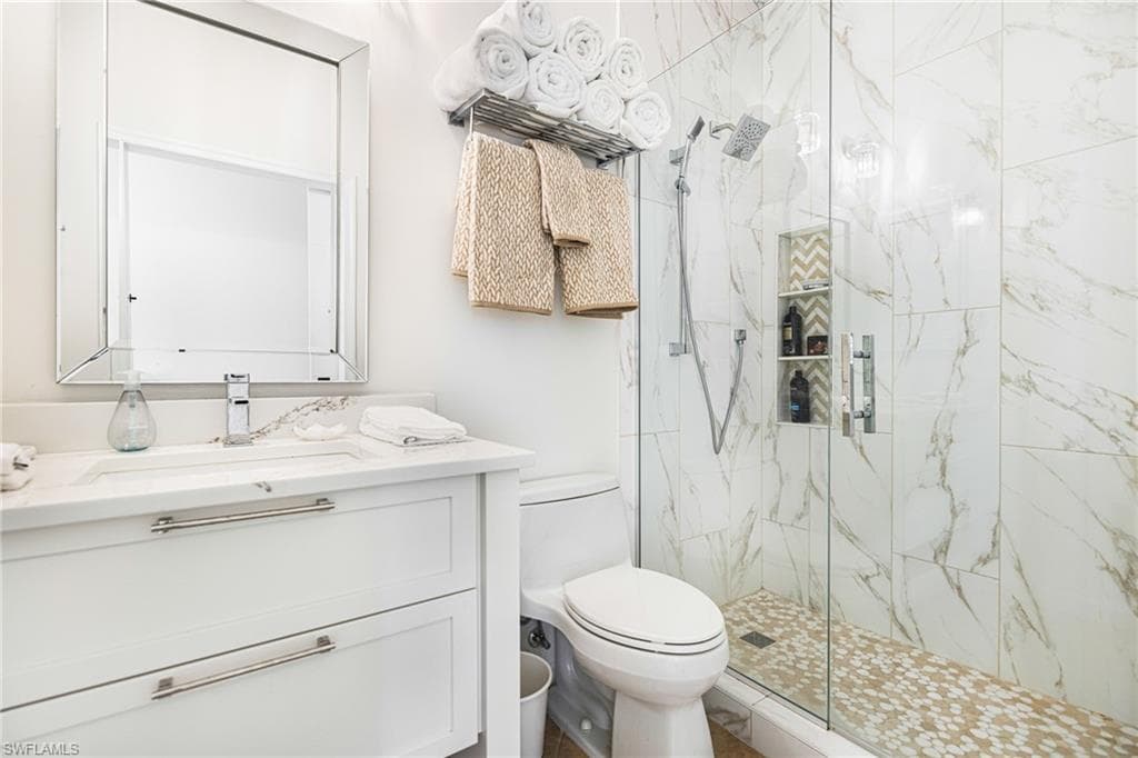 19071 Ridgepoint Dr 202, Estero, FL 33928-10