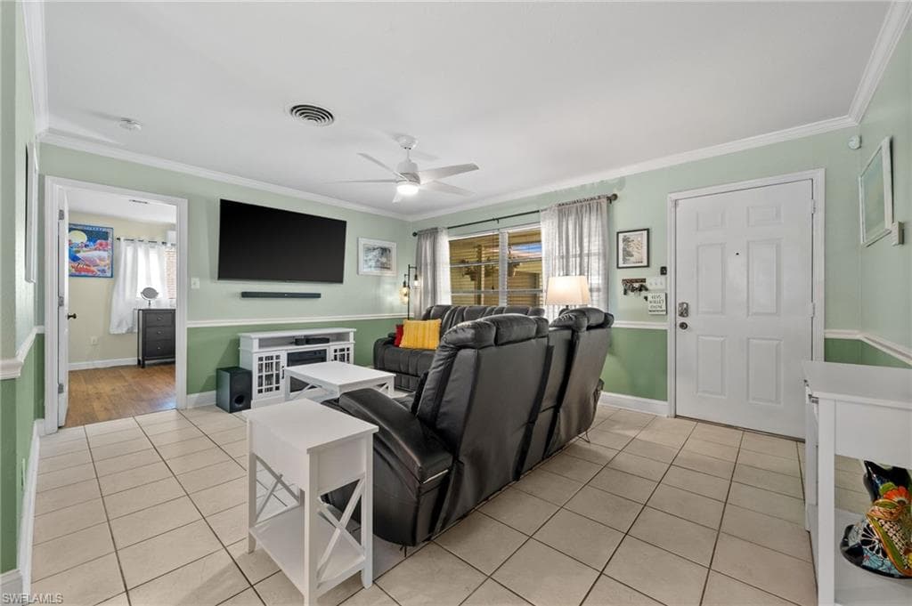 1280 22nd Ave N, Naples, FL 34103-8