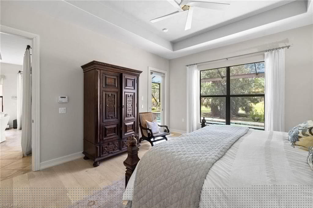 7591 Moorgate Point Way, Naples, FL 34113-27