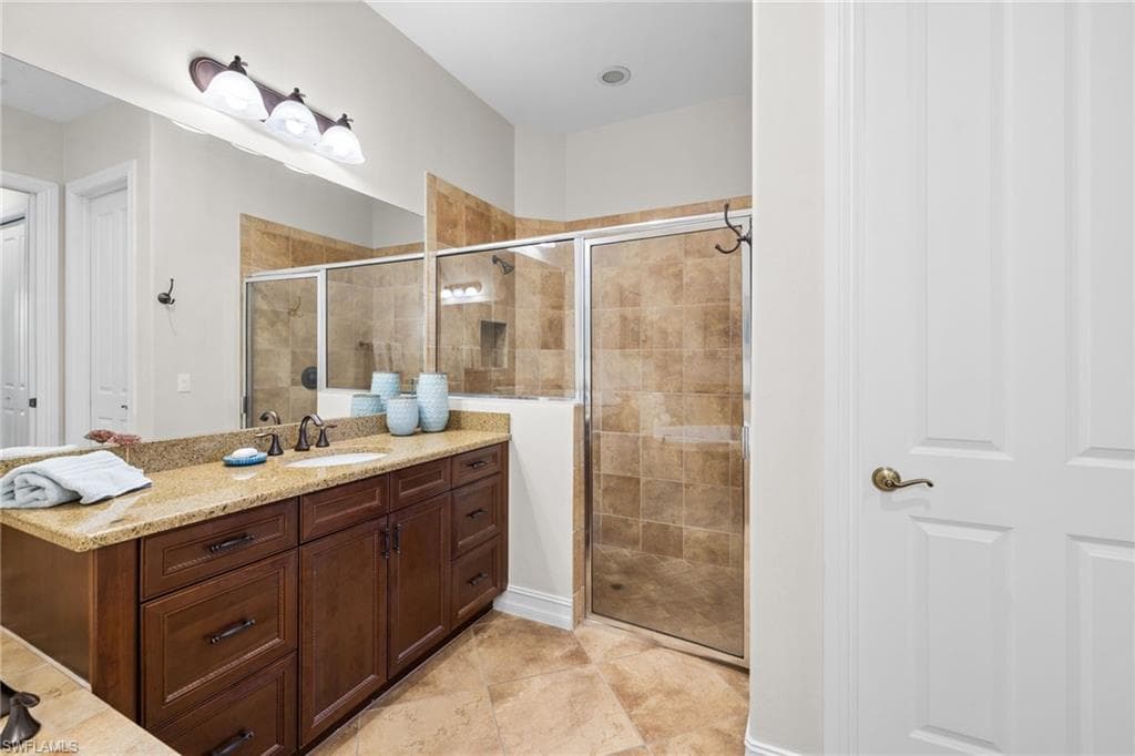 7591 Moorgate Point Way, Naples, FL 34113-30