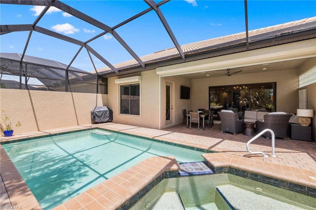 7591 Moorgate Point Way, Naples, FL 34113-44
