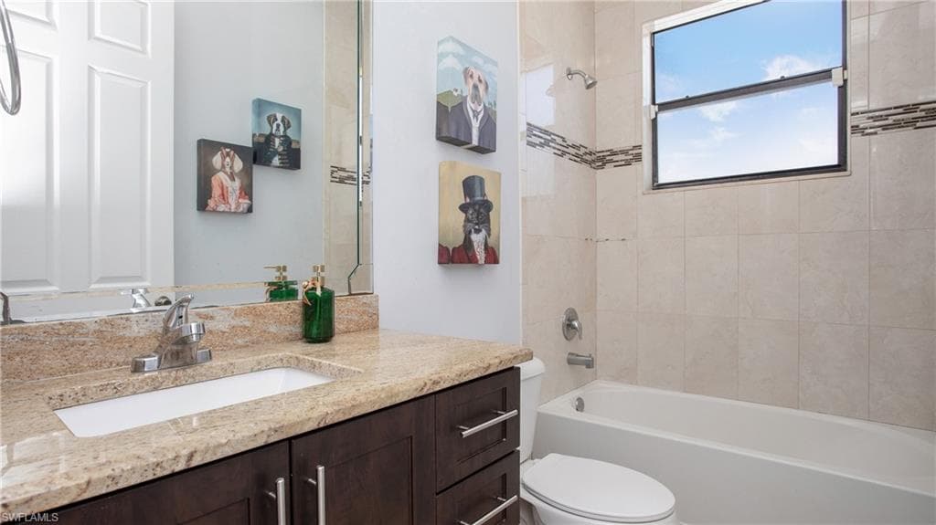 6341 Green Blvd, Naples, FL 34116-14