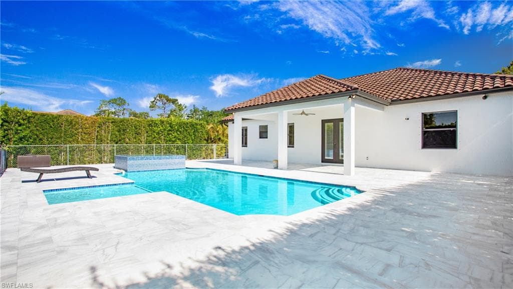 6341 Green Blvd, Naples, FL 34116-30