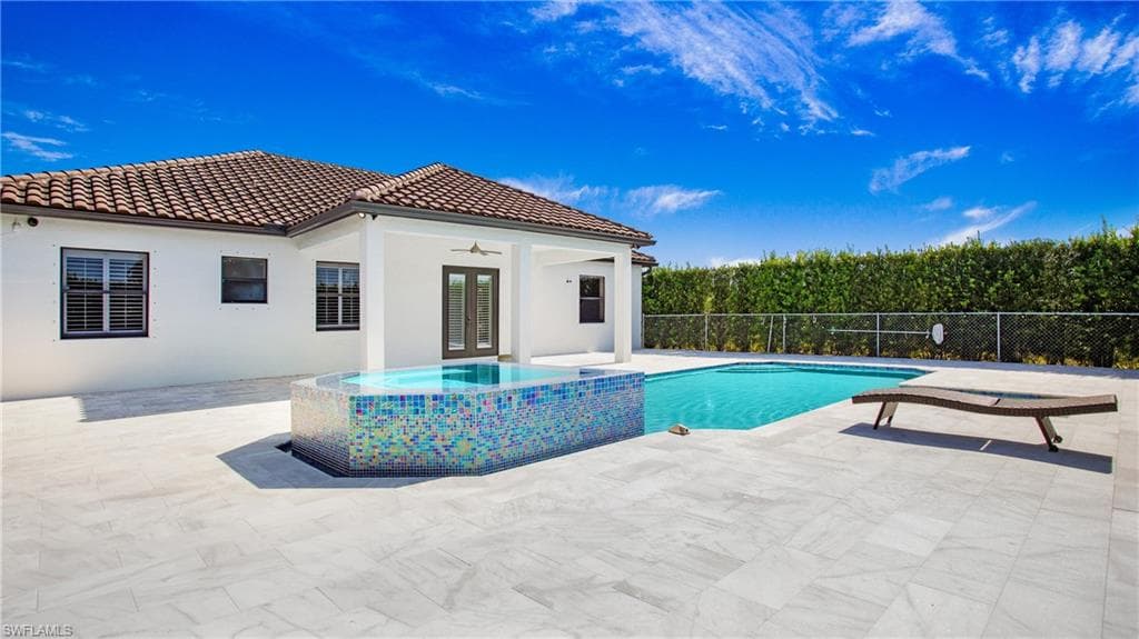 6341 Green Blvd, Naples, FL 34116-31