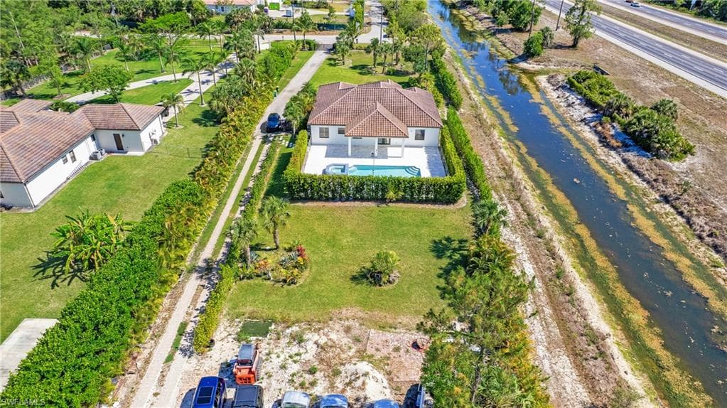 6341 Green Blvd, Naples, FL 34116-41