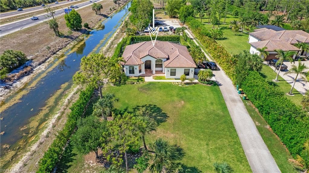 6341 Green Blvd, Naples, FL 34116-44