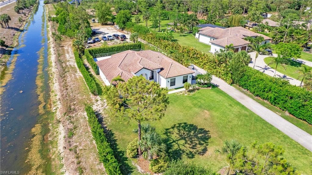 6341 Green Blvd, Naples, FL 34116-45