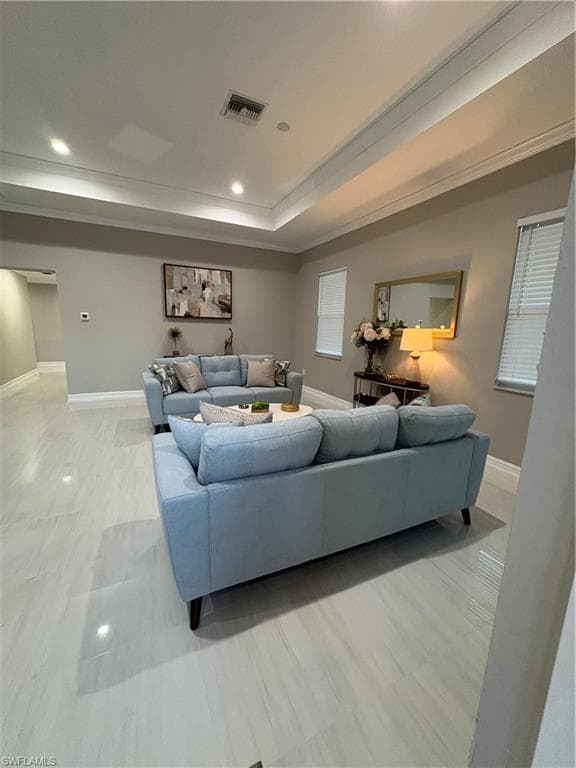 131 25th St SW, Naples, FL 34117-3