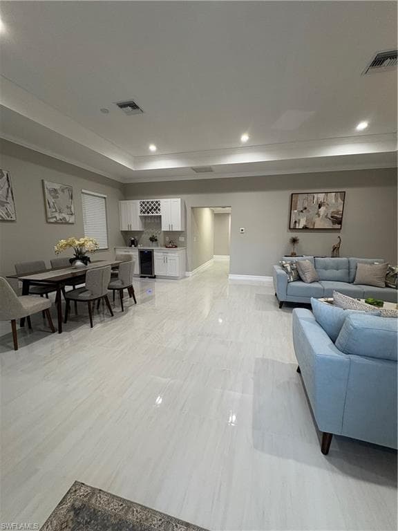 131 25th St SW, Naples, FL 34117-5
