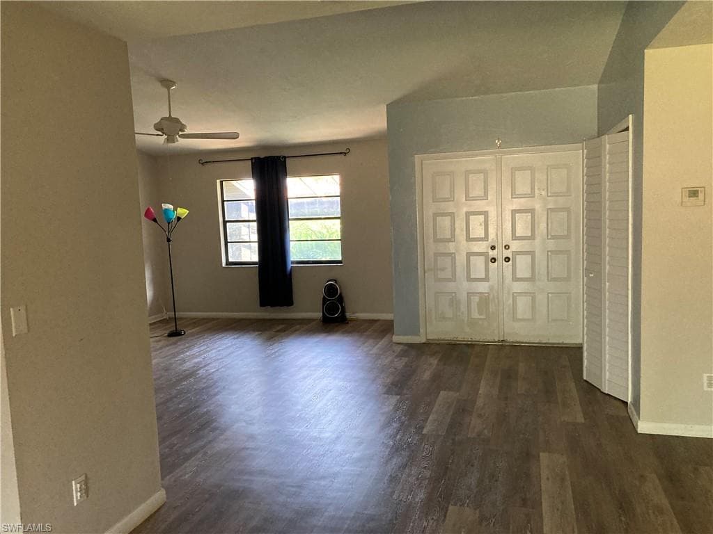 191 Round Key Cir D2, Naples, FL 34112-9