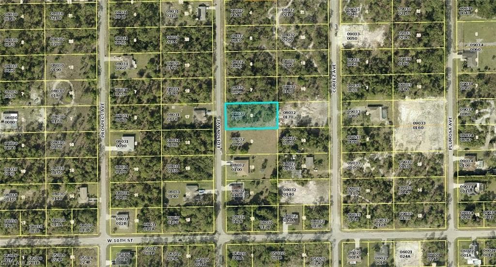 1008 Edison Ave, Lehigh Acres, FL 33972-2