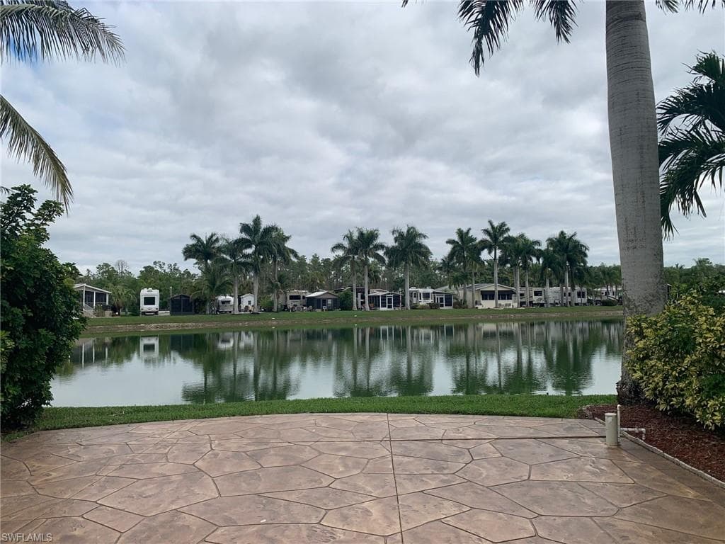 1278 Silver Lakes Blvd, Naples, FL 34114-4