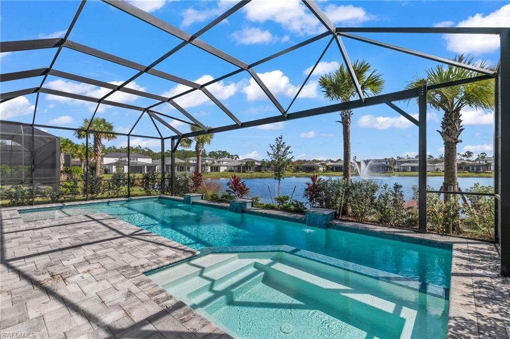 16214 Verilyn Cir, Naples, FL 34110-25