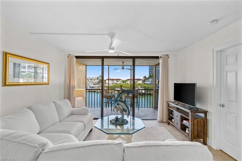 271 Southbay Dr 222, Naples, FL 34108-12