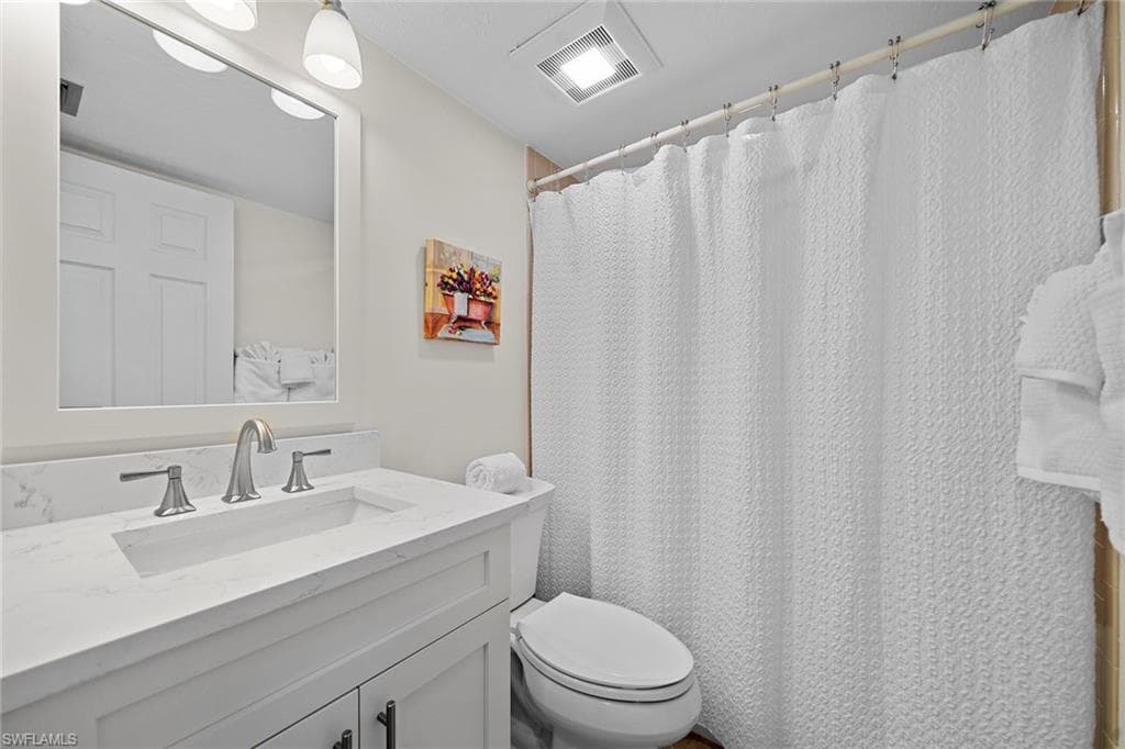 271 Southbay Dr 222, Naples, FL 34108-24