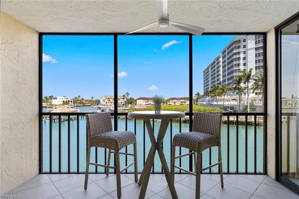 271 Southbay Dr 222, Naples, FL 34108-28