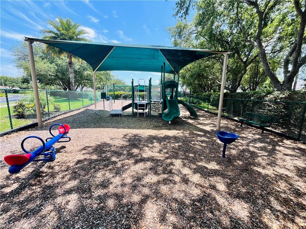 8299 Laurel Lakes Blvd, Naples, FL 34119-24