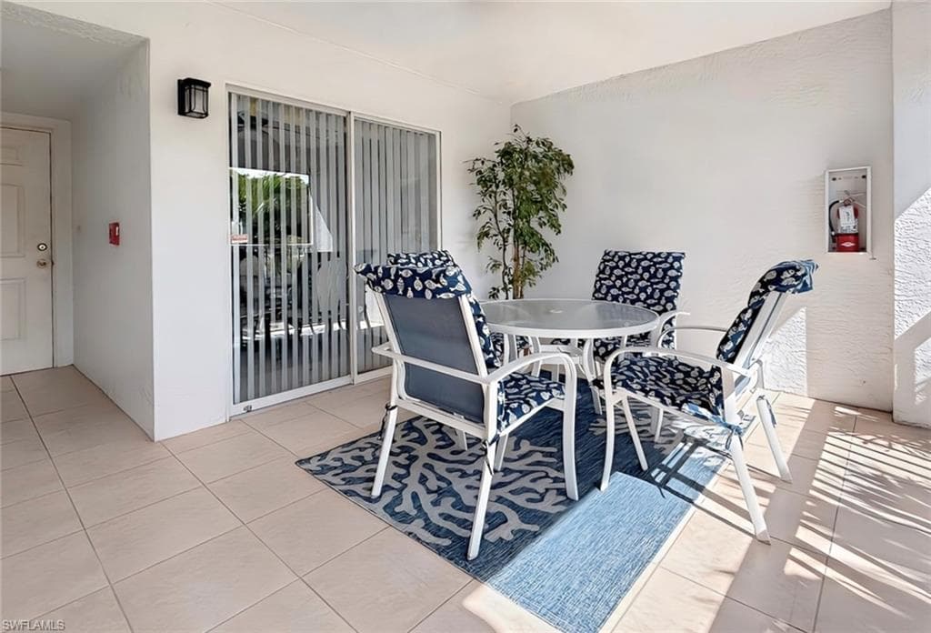 7635 Arbor Lakes Ct 2422, Naples, FL 34112-6