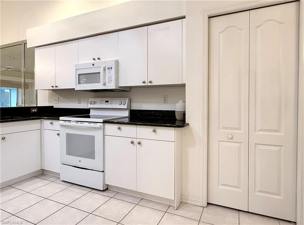 7635 Arbor Lakes Ct 2422, Naples, FL 34112-7