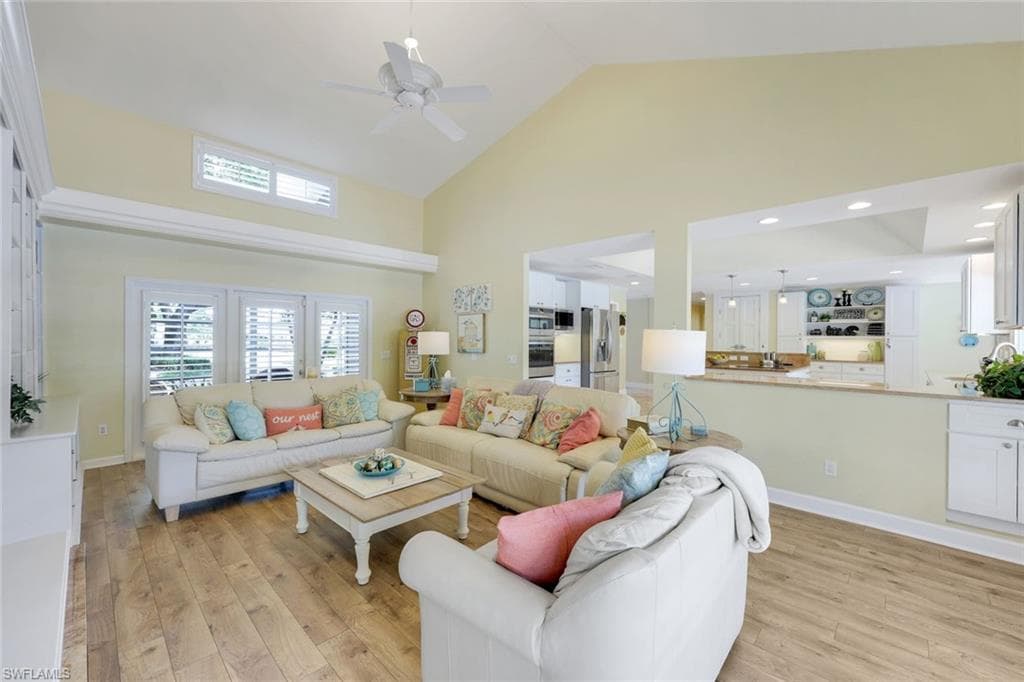 13033 Coco Plum Ln, Naples, FL 34119-8