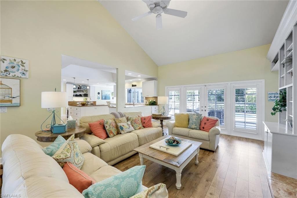 13033 Coco Plum Ln, Naples, FL 34119-10